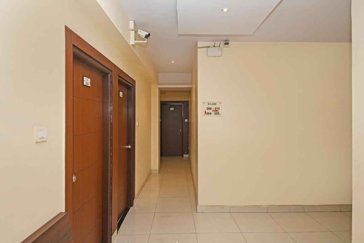 Capital O 76622 Hotel Raama Grand Maisúr Exteriér fotografie