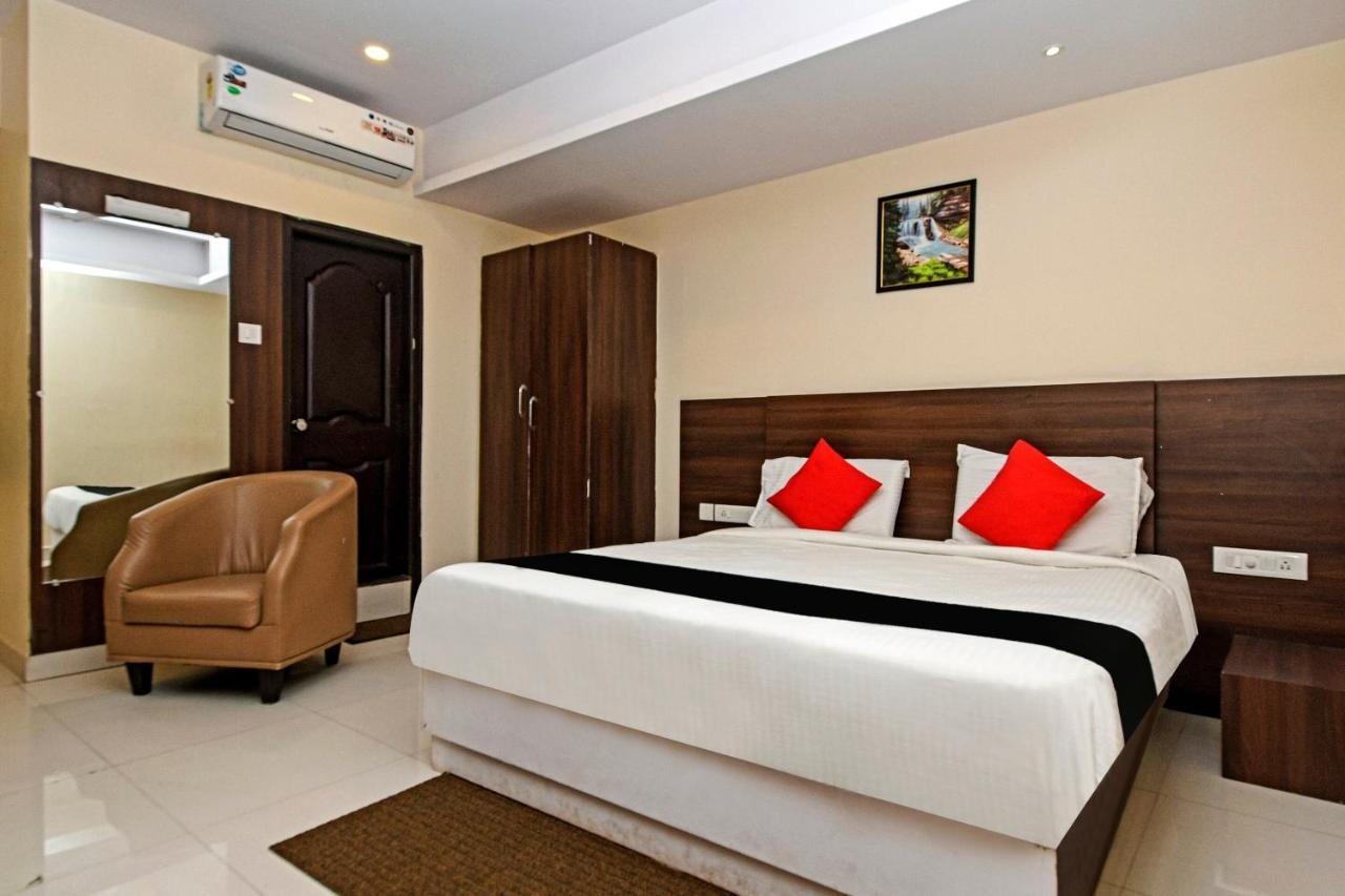 Capital O 76622 Hotel Raama Grand Maisúr Exteriér fotografie